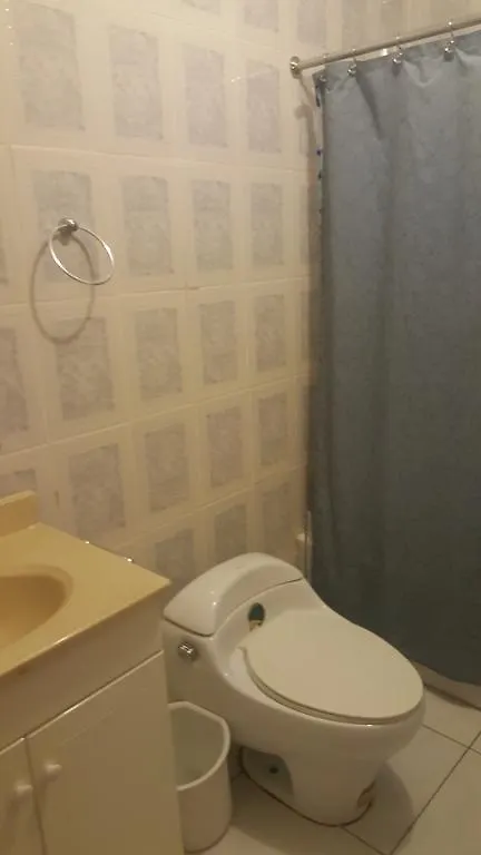 Comfortable Suite 3 Kingston Appartement